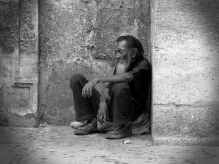 homeless_man_on_street_ret_00000